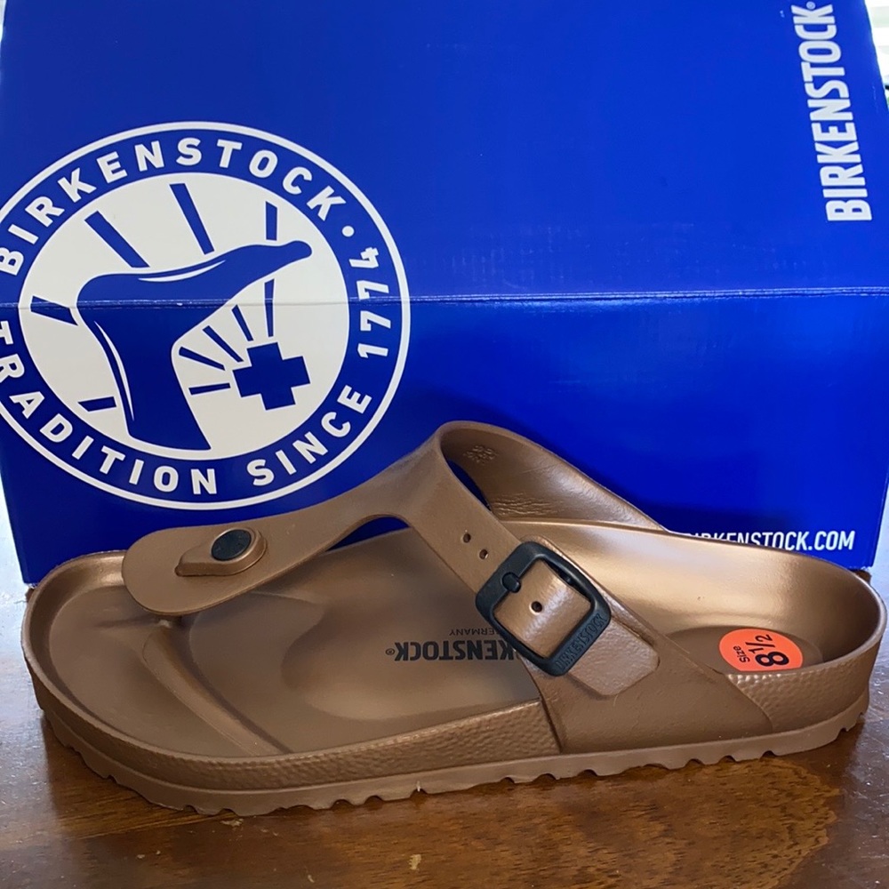 New with box Gizeh Birkenstock in copper